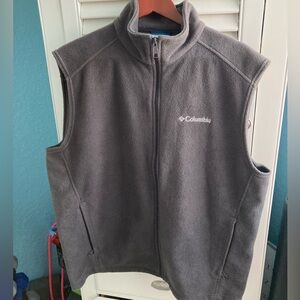 Men’s Columbia Vest